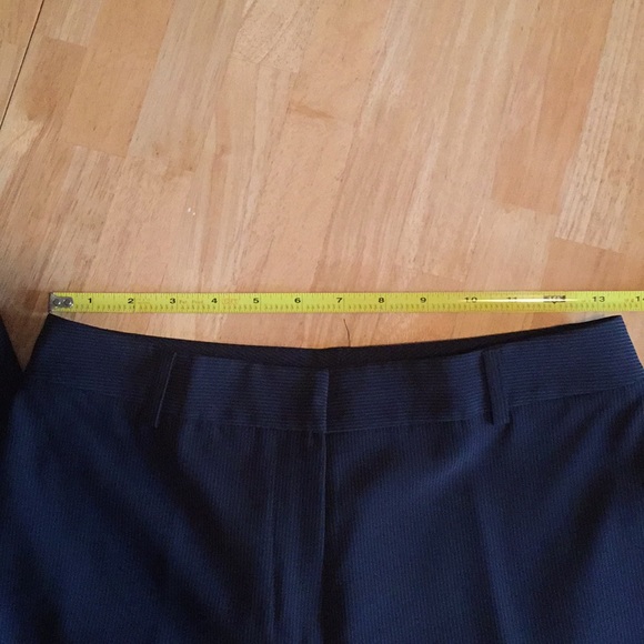 Antonio Melani pin stripe matching suit set Size 4 - Picture 6 of 8